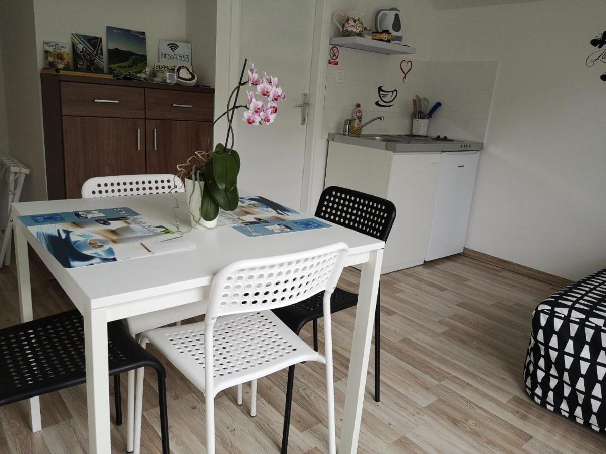 Apartmani Hrsak Krapina Esterno foto